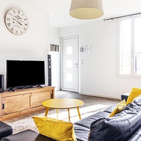 Maison Familiale En Pierre A 10 Min De Bordeaux Bassens  Exteriér fotografie